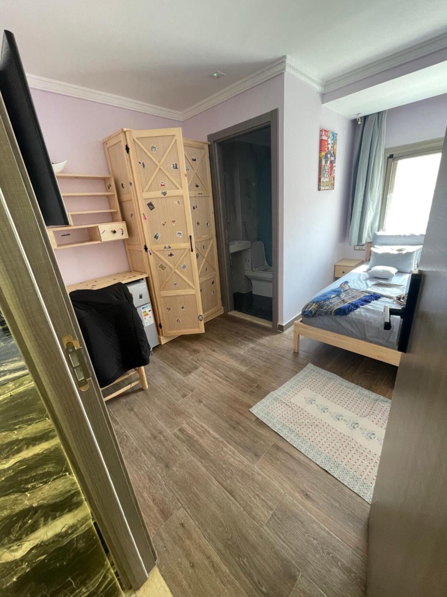 מרטיל Anni Guesthouse Hostel מראה חיצוני תמונה