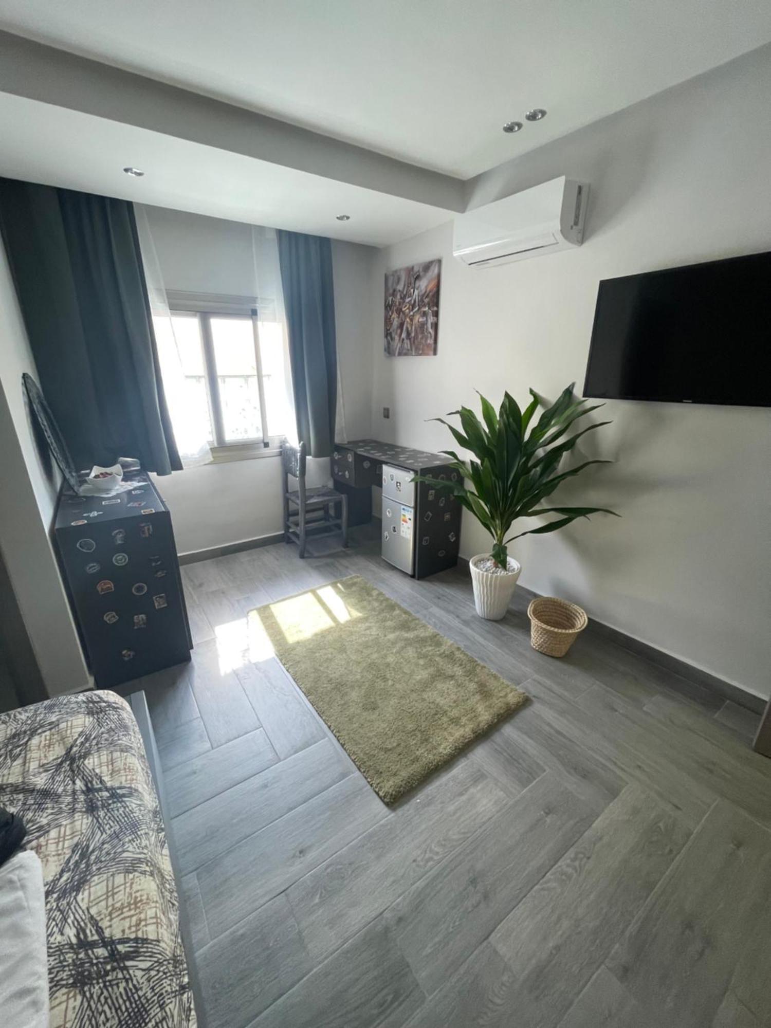 מרטיל Anni Guesthouse Hostel מראה חיצוני תמונה